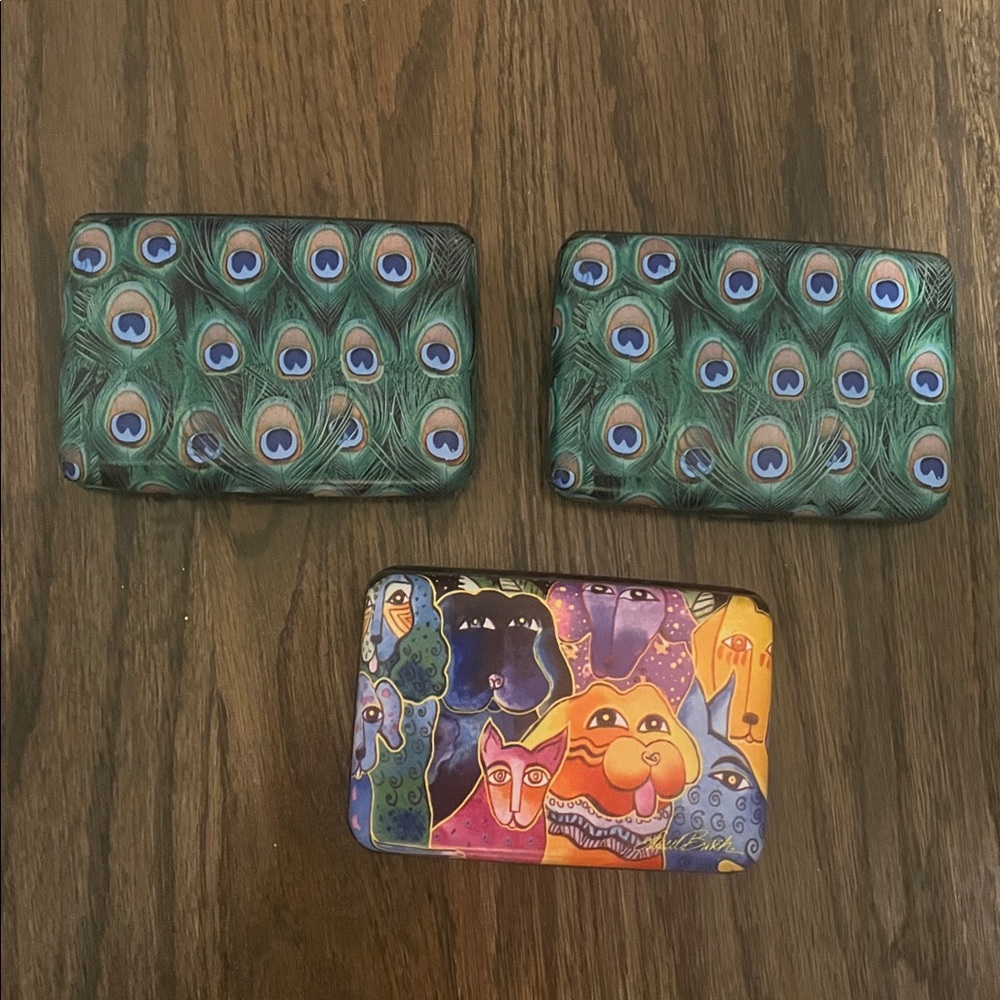 Monarque Laurel Burch Armored Wallet Burch Dogs or Peacock Feathers